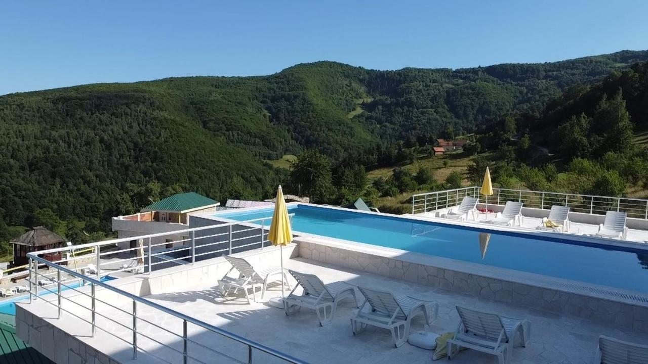 Bali Mountain Resort Montenegro บิเยโลโปลเย ภายนอก รูปภาพ