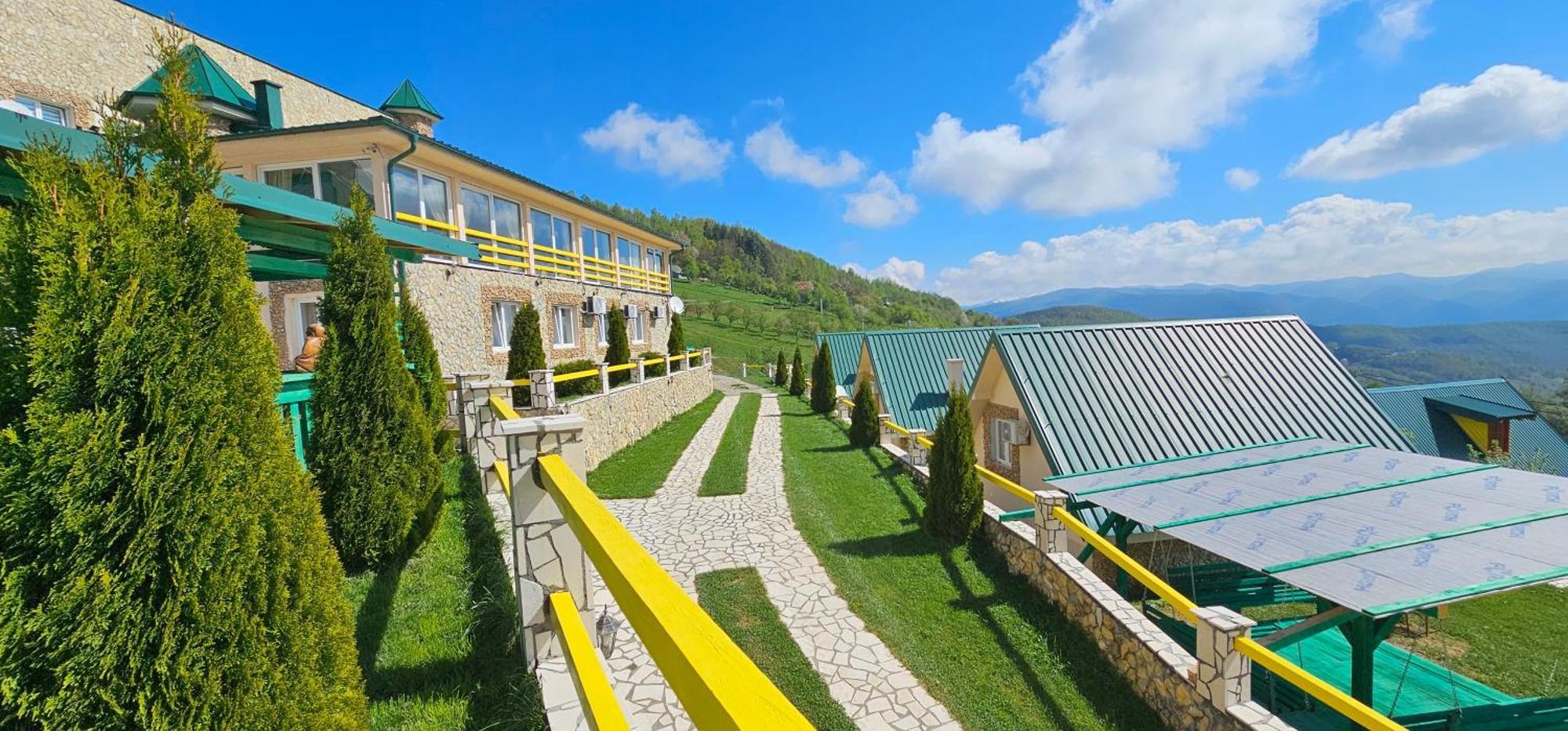 Bali Mountain Resort Montenegro บิเยโลโปลเย ภายนอก รูปภาพ