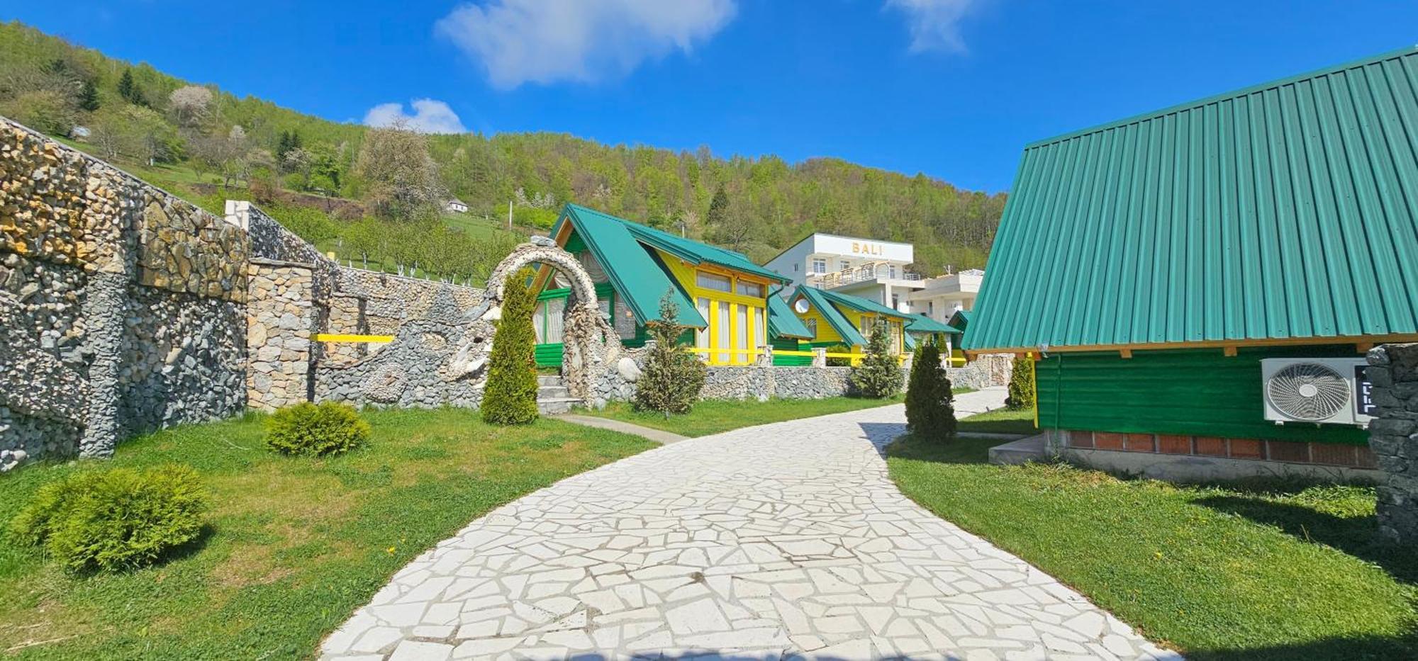 Bali Mountain Resort Montenegro บิเยโลโปลเย ภายนอก รูปภาพ