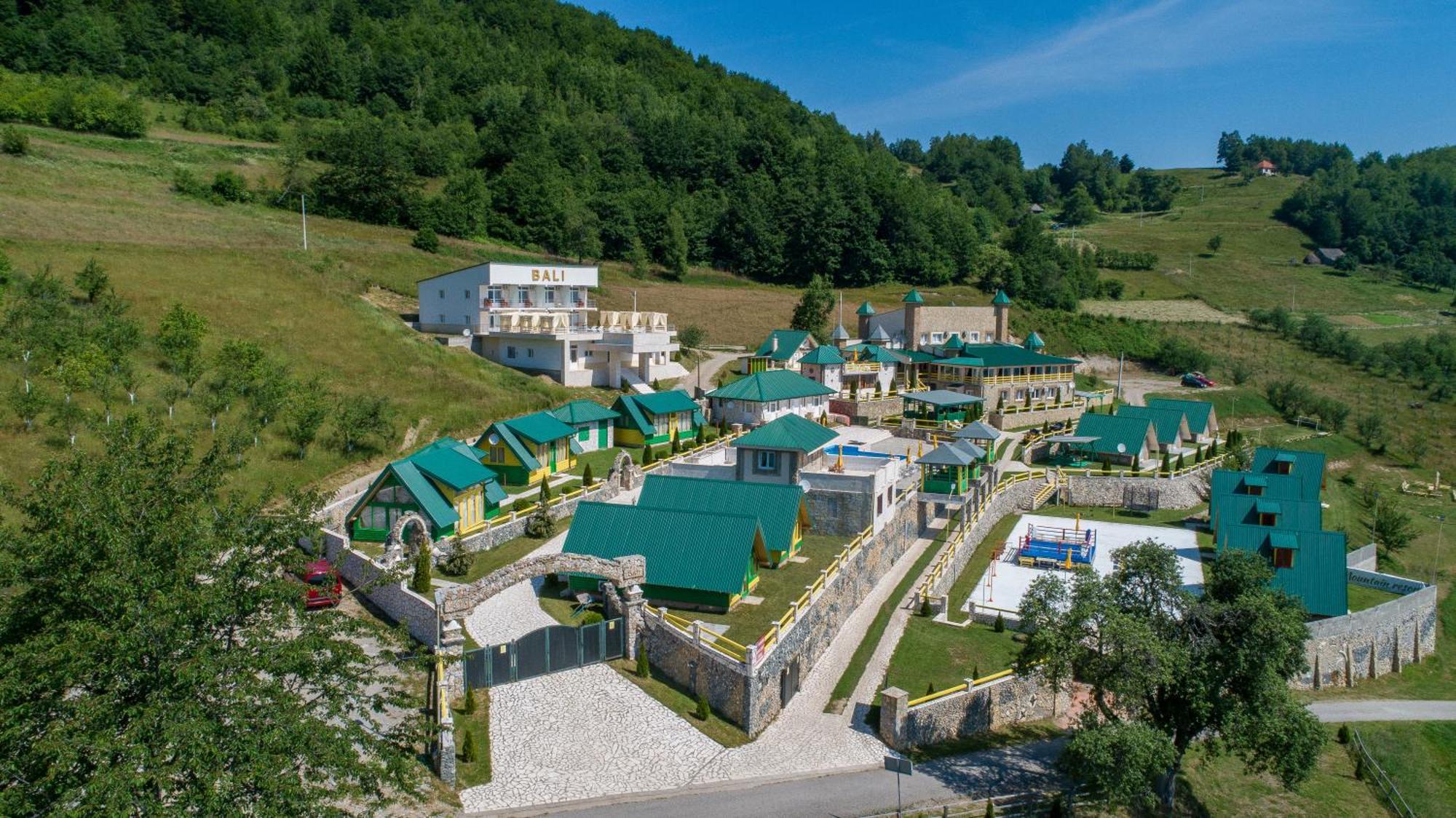 Bali Mountain Resort Montenegro บิเยโลโปลเย ภายนอก รูปภาพ