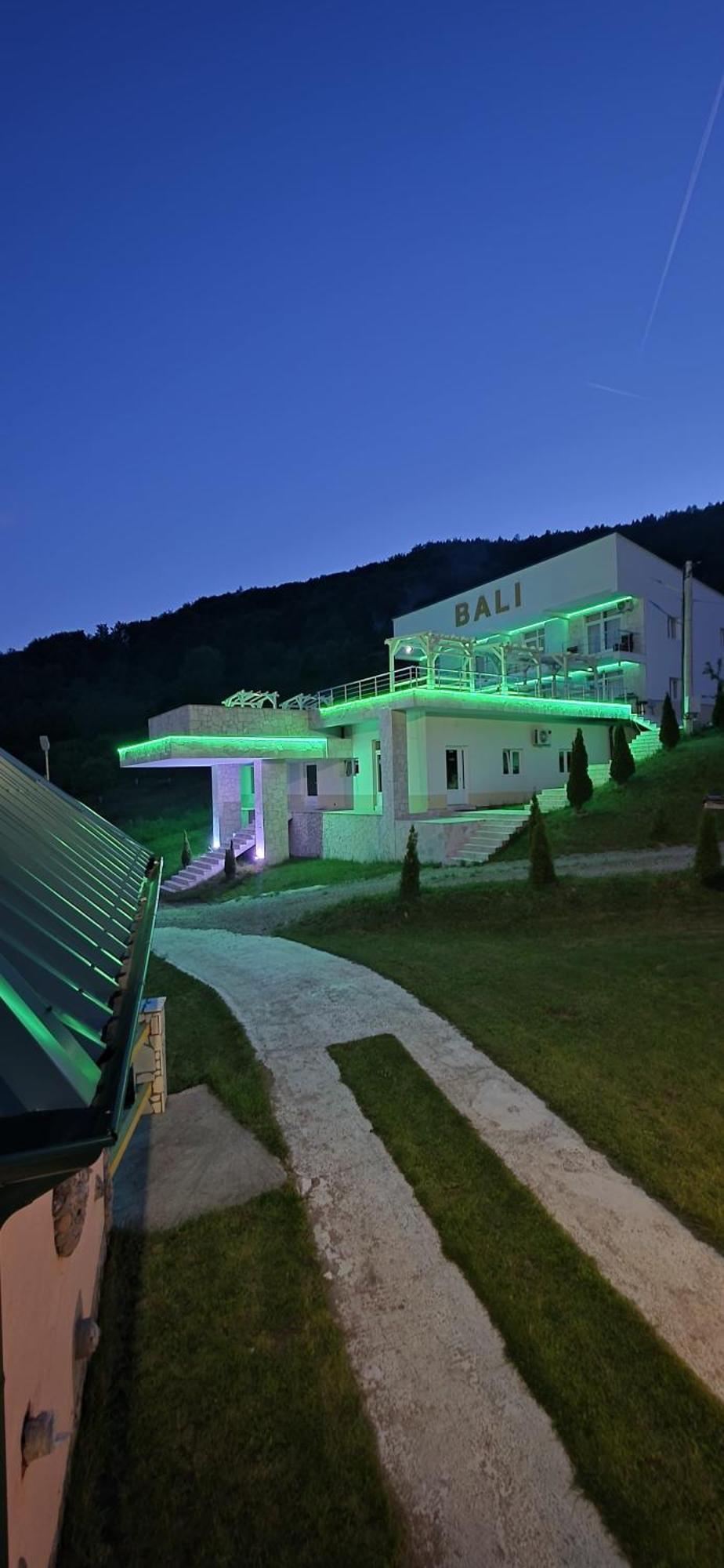 Bali Mountain Resort Montenegro บิเยโลโปลเย ภายนอก รูปภาพ