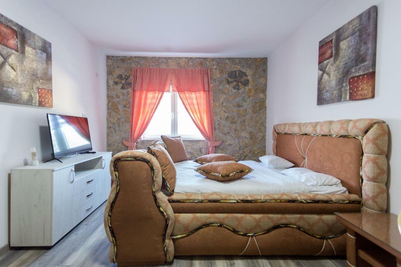 Bali Mountain Resort Montenegro บิเยโลโปลเย ภายนอก รูปภาพ